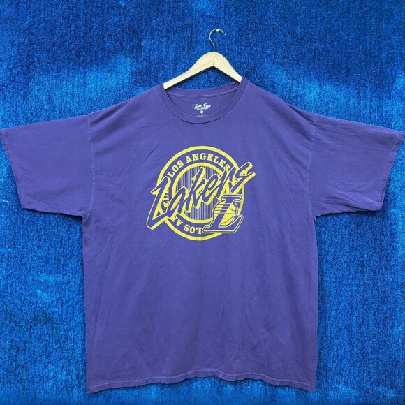 Los Angeles Lakers Showtime Logo Oversized NBA Team Tee XXL - Picture 1 of 4